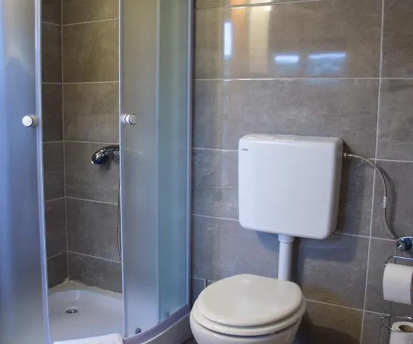 Appartement Dina 2 Posedarje