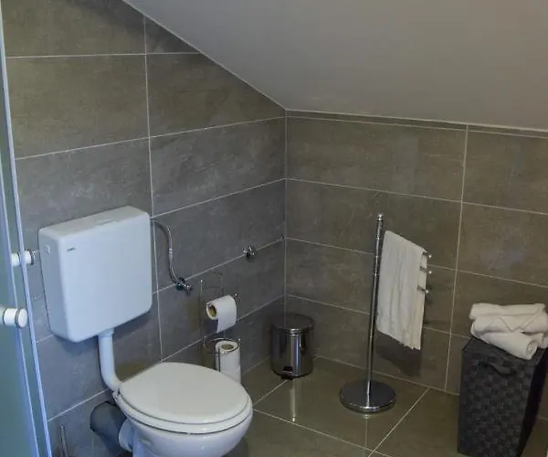 Апартаменты Dina 2